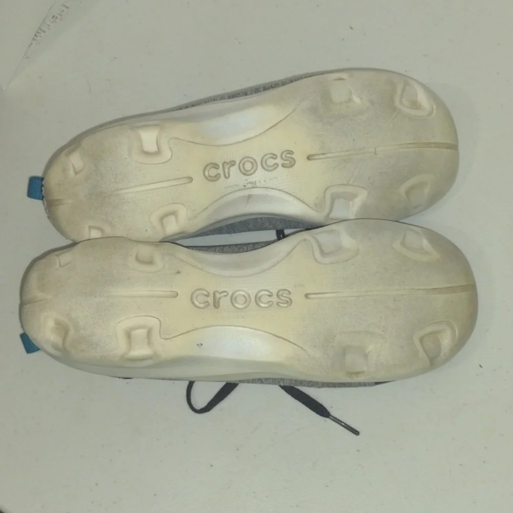 Croc sneakers size 10